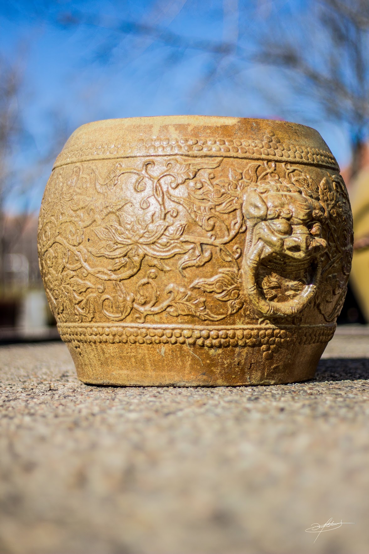 intricate art on a glazed ceramic pot at botanicals st george